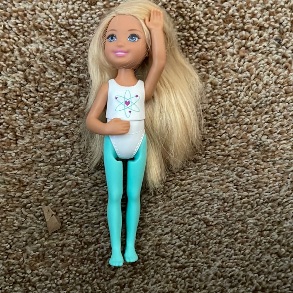 Barbie travel Chelsea doll 5.5”